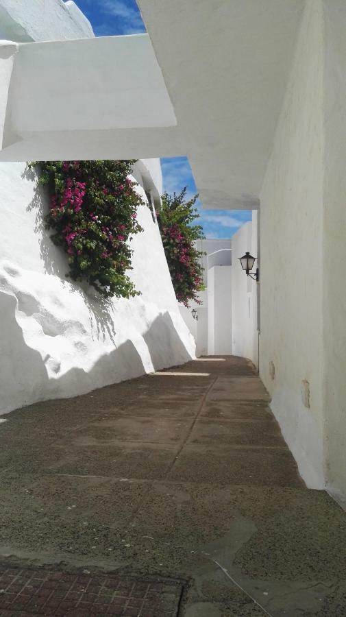 Apartamento Faro De Sardina Galdar Exterior photo